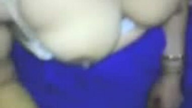 Sexy Indian MILF shows her big natural hooters on cam