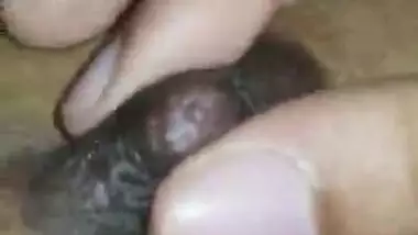 Desi boobs pressing and nipple massage