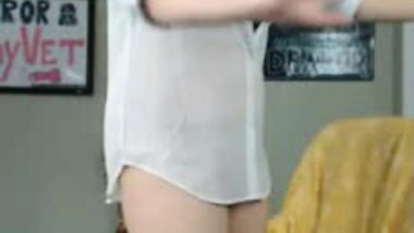 SEXY CURVY STRIPPING