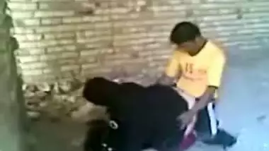 Pakistani aunty illicit taboo sex with nephew in an abandoned house of caught on spy cam