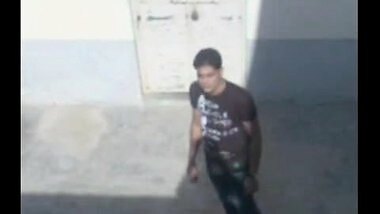 Desi Indian couple from Nagpur caught during outdoor sex