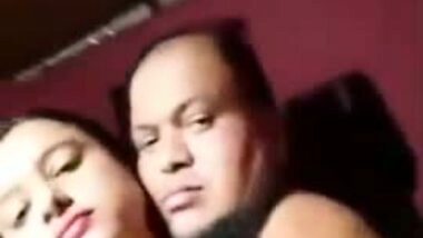 maulana pressing students boobs