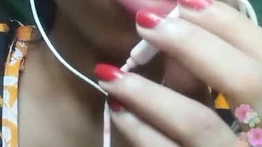 indian girl grabbing her tits hard on live