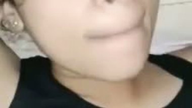 Sweet Desi babe enjoys hardcore XXX coupling for the amateur camera