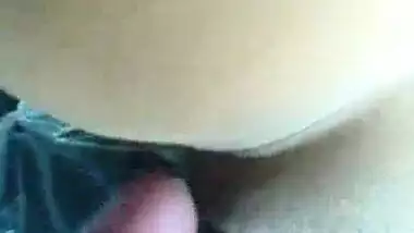 Rich indian guy sex mms with local randi in car