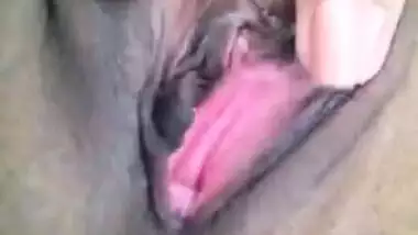 Cute Girl Masturbating Her Pussy