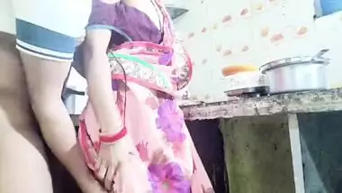 Devar drills Bhabhi’s pussy in the Indian Bhabhi sex video