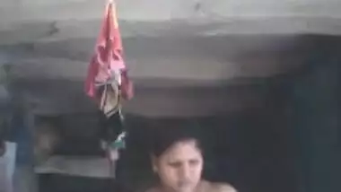 desi ruby bhabhi stripping saree playing with melons