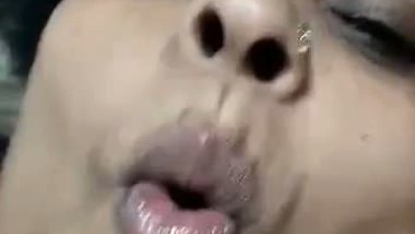 Huge boobs Indian aunty crushing her breast MMS