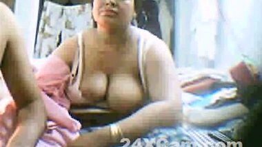Indian Woman’s Big Boobs Enjoyed By Son