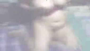 DesiSex24.com – indian bhabhi in red bhabhi homemade bigtits sex sexy amateur boobs