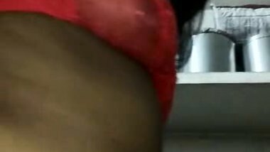 Dusky mature aunty fucked on cam