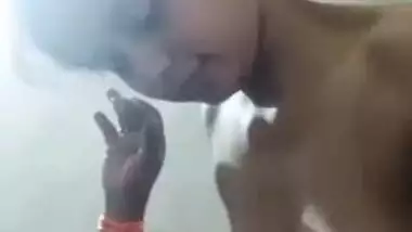 Desi Boob sucking video of Indian couple