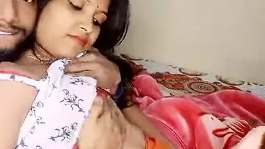 Desi Hot College Babe Mahi Sex Show