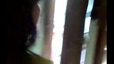 Bengali bhabhi removed saree front of devar with dirty audio