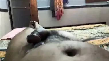 Horny Indian Bhabhi Blowjob and Cum