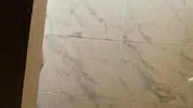 Indian girl bathing fit body young girl silm body sex