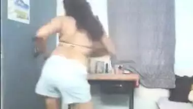 Indian girl sexy dance old video