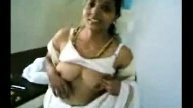Stripping Bhabhi