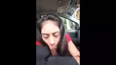 Cheating Indian wife gives outdoor blowjob to husbandâ€™s friend