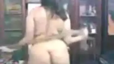 Indian busty wife Shivani dancing nude PART 3