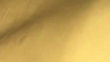 Bengaluru horny girl gives a desi blowjob to drink cum