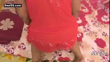 Desi bbw aunty show her boobs n nice black pussy