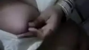 Paki Girl Showing Her Boobs and Pussy