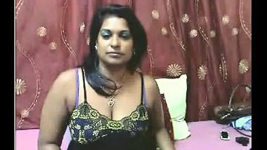 Busty house wife masturbating for bf on webcam