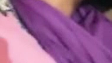 INDIAN GIRLFRIEND HAVING SEX