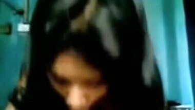 Indian homemade sex sex tape of a hot chick fucking nicely 
