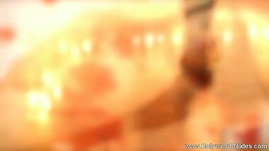 Erotic Girlfriend From Bollywood Knows How to Please