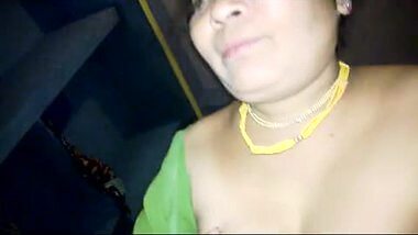 Indian mature aunty fucked by young boy leaked mms