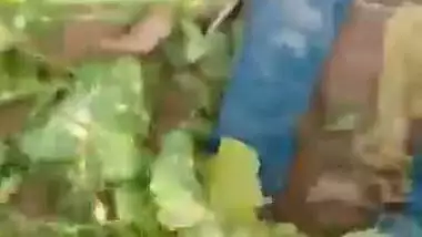 Village Indian Bhabhi Caught While Having Sex In Farm