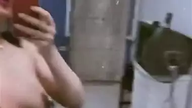 Pakistani white ass girl selfie viral nude MMS