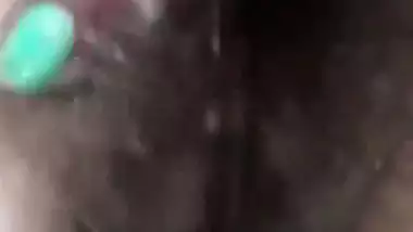 Bihari bhabhi with and without pubic hair show