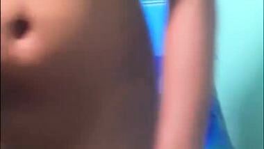 Sex Positionඑස්සයිස් කරන ගමන් සෙක්ස් Position මට ගහන්න කැමති කො - Sri Lankan