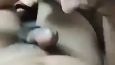 Delhi girlfriend in bra sucks her boyfriend dick