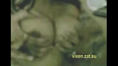 watch boobs of my bhabhi