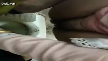 Desi cute aunty pissing video in bathroom