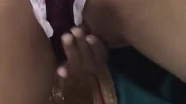 Hot Babhi Playing With Her Clit During Menstruation Period