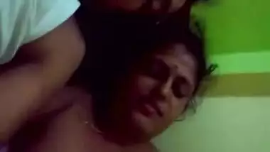 Desi whore holds XXX cock in hand and gives a sex handjob to man