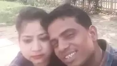 Desi village lover outdoor kiss