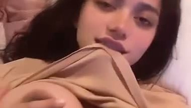 Gorgeous maal selfie round big boobs viral show