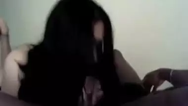 Desi NRI Indian Gives Blowjob and gets fucked Hard In Doggy style
