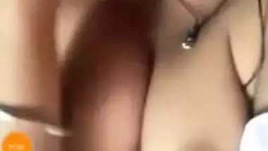 Cute Indian Teen Girl Naked Boobs XXX Selfie