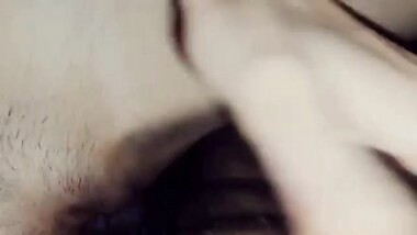 My GF gives me a deep blowjob in the GF MMS video