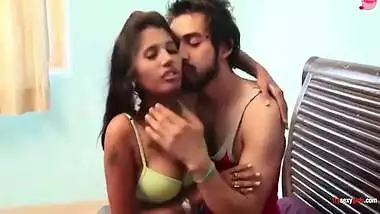 Hot And Sexy Desi Girl Has Sex With Bf