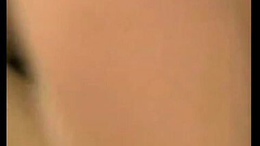 Indian sexy housewife caught by neighbor mms