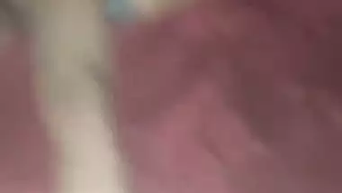 Mumbai girl fucks two guys together in a threesome